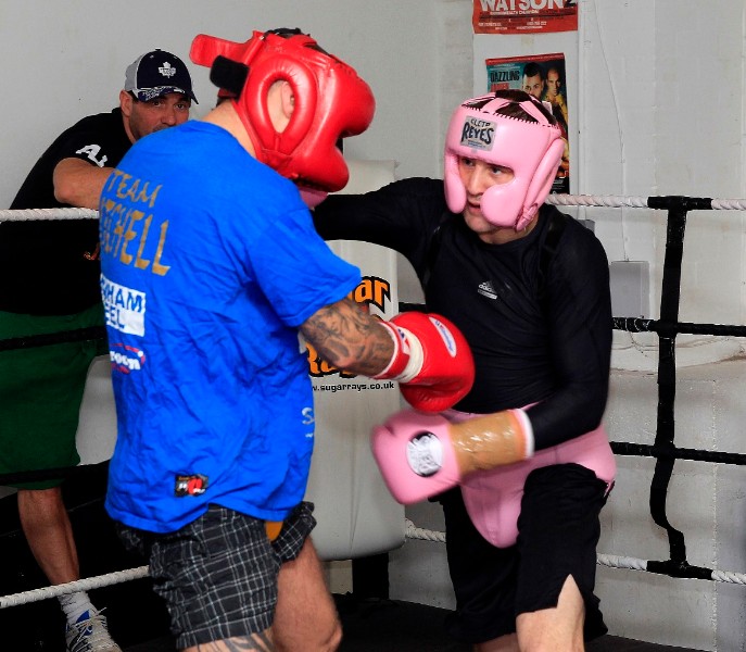 THE ONLY WAY IS ESSEX FOR RICKY! PIC;LAWRENCE LUSTIG WBO WORLD LIGHTWEIGHT CHAMPION HAS BEEN TRAINING AND SPARRING  AT TONY SIMS GYM IN ESSEX AND SPARRING WITH FORMER WORLD TITLE FOE KEVIN MITCHELL BEFORE RETURNING TO HIS NATIVE GLASGOW TO FINISH HIS PREPERATIONS TO FACE  TERENCE CRAWFORD AT THE SECC ON SATURDAY(MARCH1)