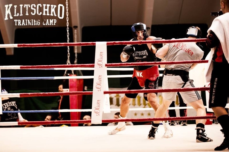 Simon Barclay sparring klitschko