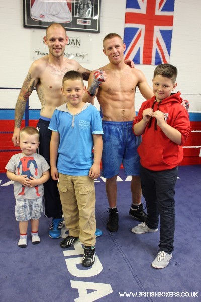 kevin hooper with kids and terry flanagan boxing